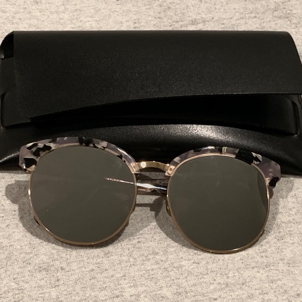 ❗️SOLD❗️Gentle Monster sunglasses - Picture 7 of 8